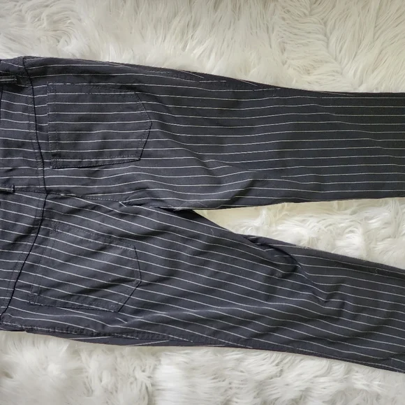 D&G women wool skinny pants, size 40 IT, 4 US - Picture 4 of 6